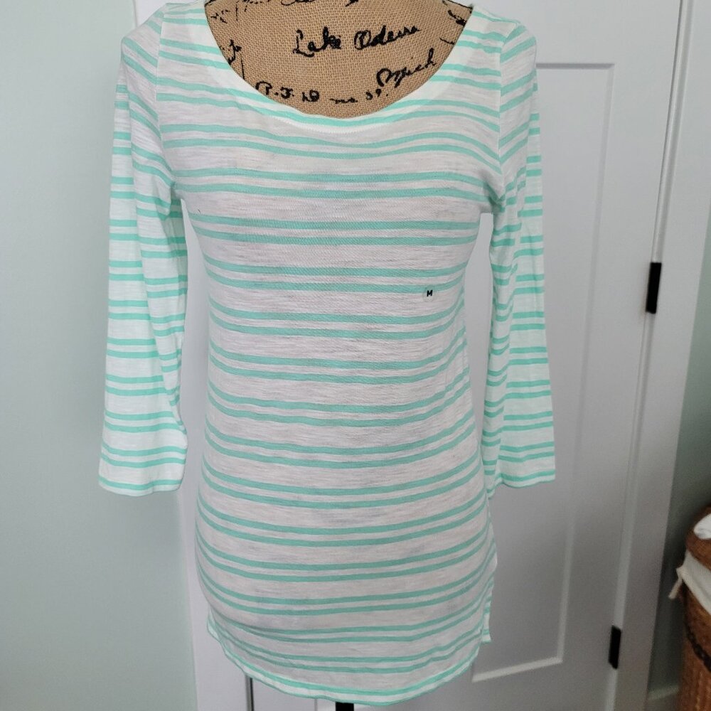 New with Tag American Eagle Green & White Striped Light weight LS shirt, Medium